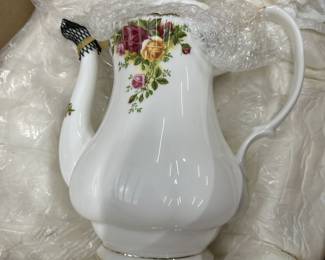 New Royal Albert 'Old Country Roses' Coffee Pot