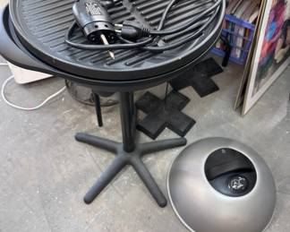 Forman electric Grill on Stand