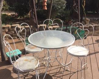 "sweetheart" back ice cream chairs