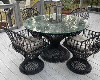 Vintage spun fiberglass patio table and chairs