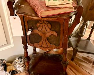 Smoke Stand antique