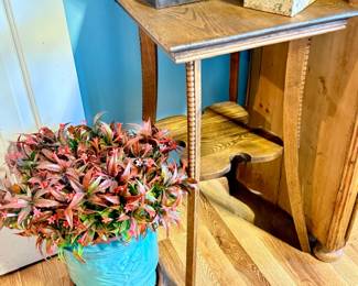 Smaller Oak Lamp Table