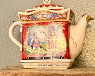 Sadler English Teapot /Shakespeare