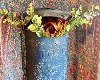 Postal Box decor