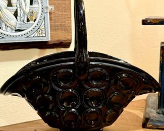 Amethyst / large glass basket