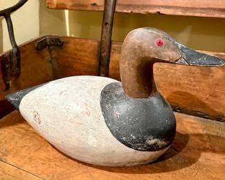 Original John Roth Decoy / Rare Winnebago
Vintage