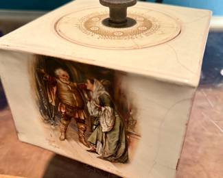 Porcelain Tobacco Box /lid glued