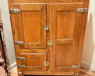 Oak Ice Box / antique 41 x 30.5”
Original Tin Lining with glass shelves added for functionality