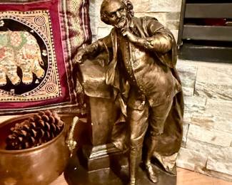 Shakespeare/ Metal figure