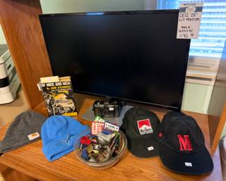 Men's Hats, Dell Monitor