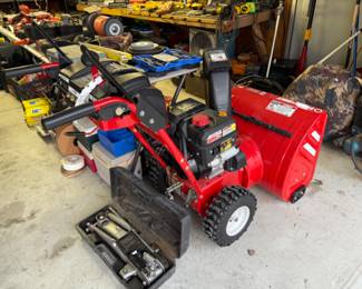 Troy-Bilt Storm 2410 Snow Blower