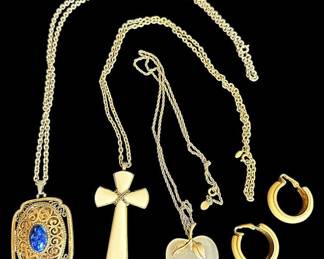 Vintage Avon GoldTone Costume Jewelry