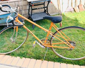 1979 Schwinn Le Tour II Bicycle