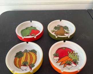 ( 4 ) Vintage Ashtray’s