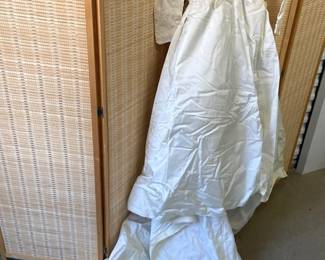 Early 1960s short wedding gown with train