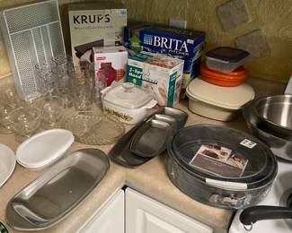 Assorted Kitchenware and Cookware