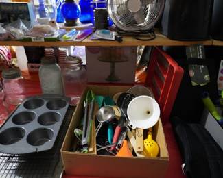 utensils, bakeware