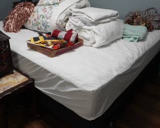 Linens, King bed, clock