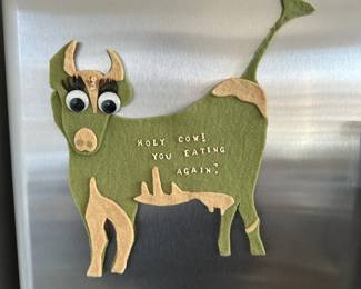 F131 - $10. Vintage Felt Fridge Magnet. 