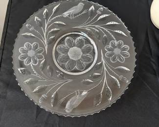 F79 - $15 Crystal Platter. 