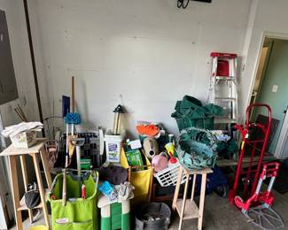 Overview Garage Table