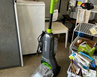 F136 - $60 - Bissell Turbo Clean Powerbrush Pet.
