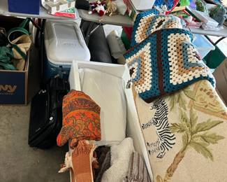 Overview Garage Table