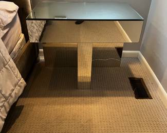 Pair mirrored ends tables