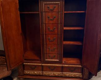 	#55	Horchow "Bellissimo" chest 53x20x63	 $200.00 				