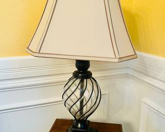 Table lamp