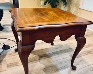 Square Queen Anne end table (1 of 2), 25 x 25 x 23