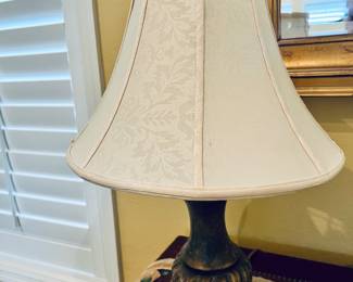 Table lamp