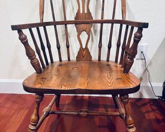 Classy Windsor Chair, 26 x 24 x 39