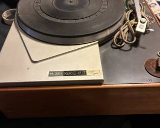 WOW! Reno Kut Turntable!!