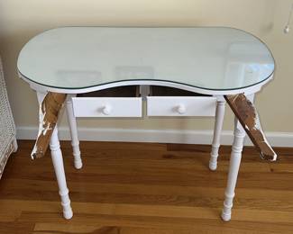 Perfect Childs Vanity