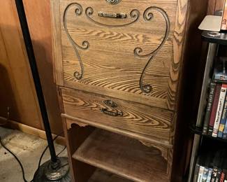 Antique Secretary Desk. Very Compact, Space Saving, Nice Futnishing.