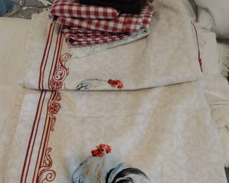 Rooster linen