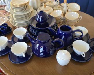 Melita stoneware Tea/Coffee Set