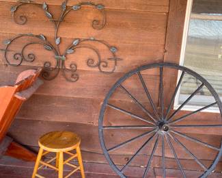 Large Wagon Wheel Decor