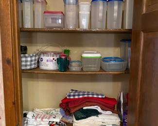 Tupperware/Rubbermaid