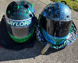 2 Racing Helmets, with helmet bags
