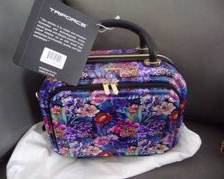 Triforce luggage