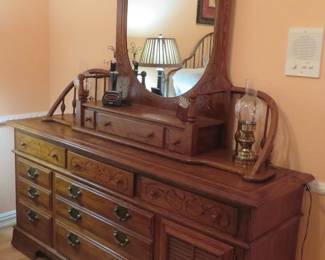Dresser