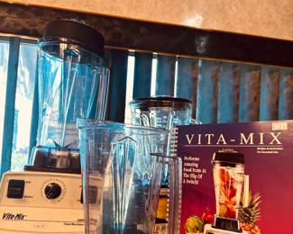 Vita-Mix TNC Super 5000 Blender w/Instruction Book and Recipes