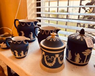 Wedgewood, including Biscuit Jar w/Lid