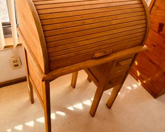 Smaller size roll top desk