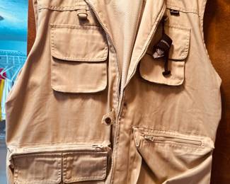 Promaster vest, size L