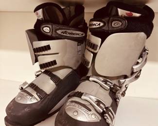 Nordica Snow Boots