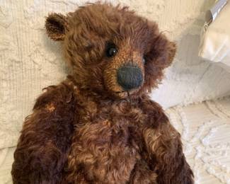 Very old mohair Grizzly bear, fully  jointed.  14”No tag or button.  Possible old Steiff???