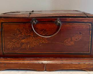 Vintage Red Lacquer Traveling Flip-Up Shaving Box with Mirror